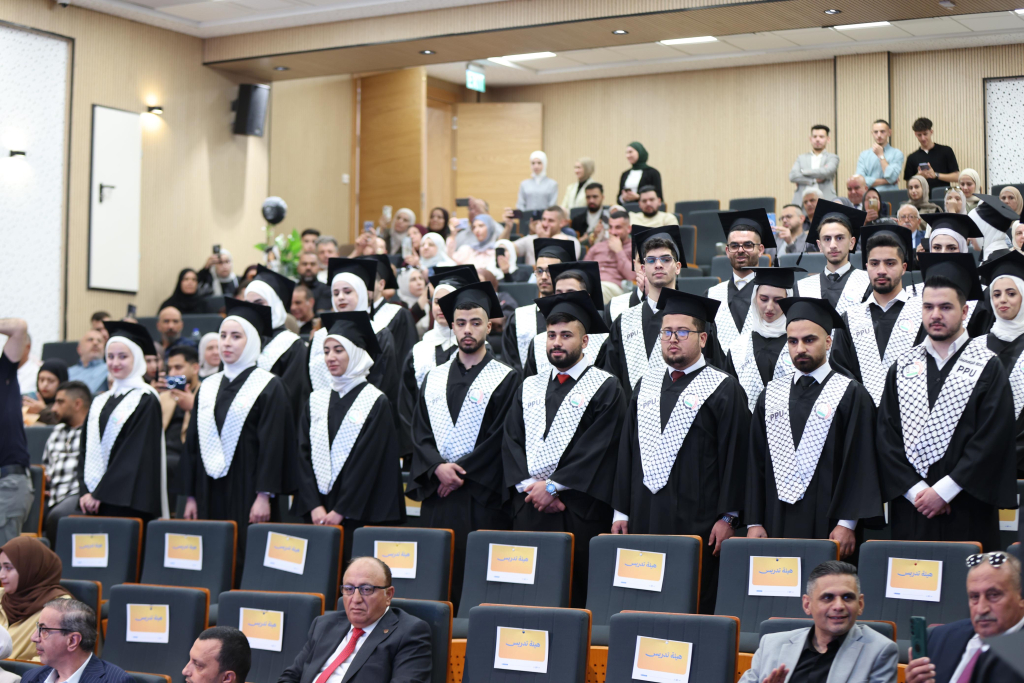 Palestine Polytechnic University (PPU) - "التعليم العالي"و بوليتكنك فلسطين والـ (GIZ) يحتفلون بتخريج الفوج الأول من طلبة الدراسات الثنائية