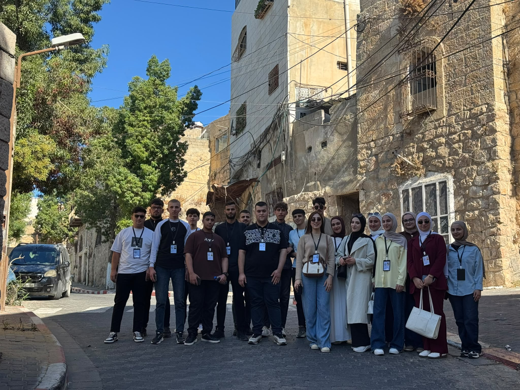 Palestine Polytechnic University (PPU) - طلبة السياحة والسفر في بوليتكنك فلسطين يشاركون في مهرجان العنب بالخليل