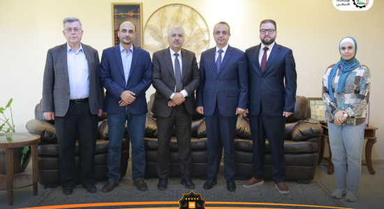 Palestine Polytechnic University (PPU) - جامعة بوليتكنك فلسطين والمستشفى الأهلي بالخليل يوقعان اتفاقية شراكة استراتيجية للتكامل الأكاديمي في التعليم الطبي